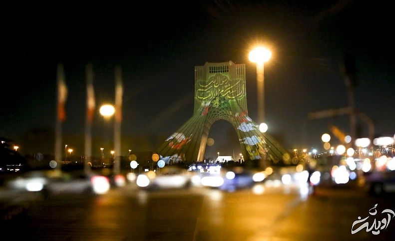 (تصاویر) نورافشانی برج آزادی و برج میلاد